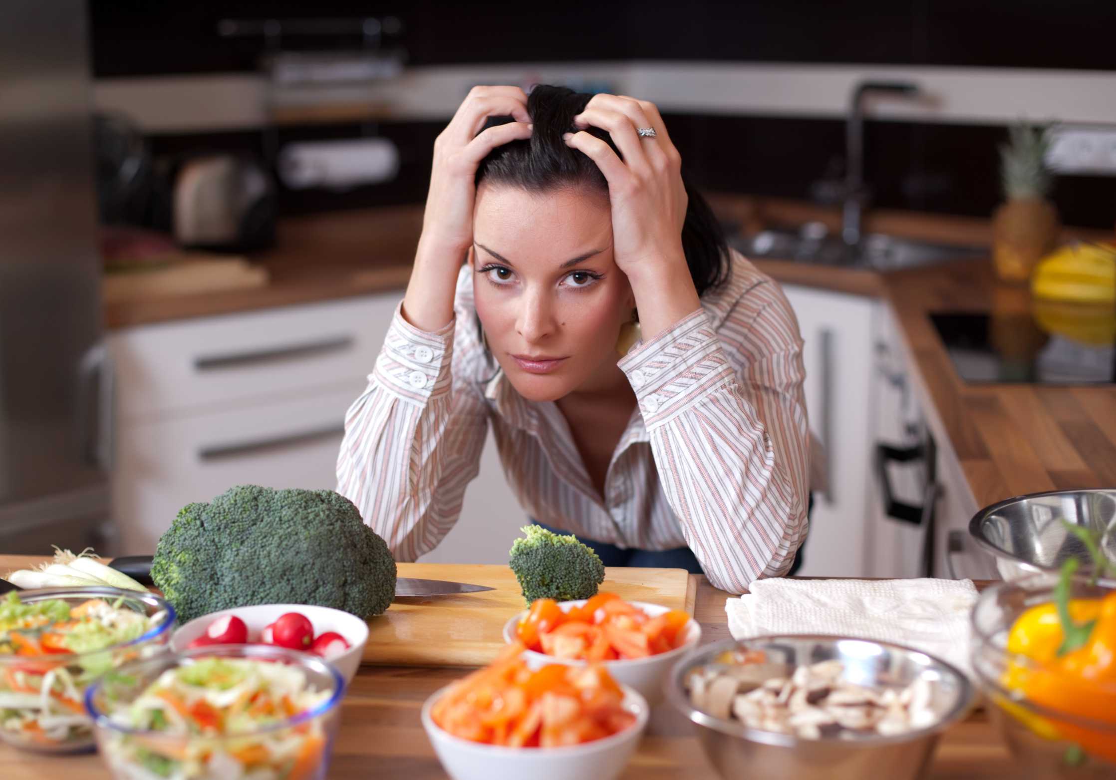 Менструация и диета: как поддерживать баланс и избежать стресса